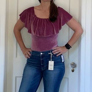 Velour Off-The-Shoulder Bodysuit with snap closure. SZ M. EUC